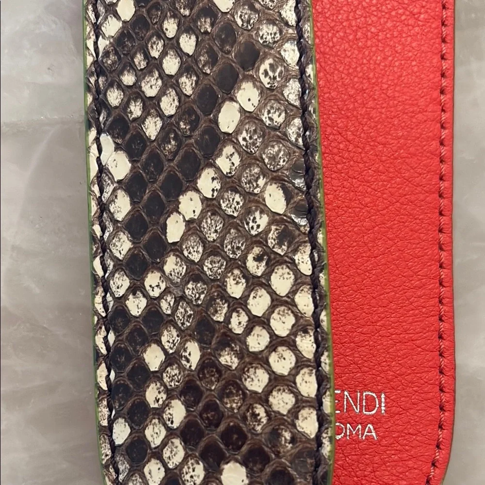 Fendi python and red strap - Picture 5 of 7